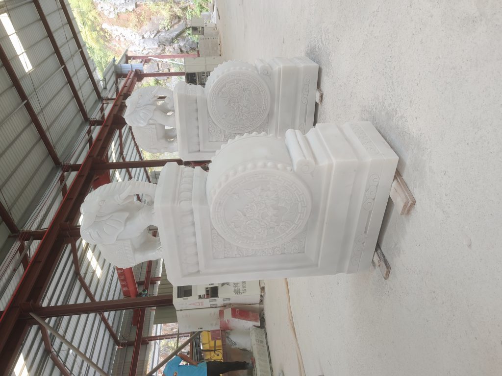门墩抱鼓石