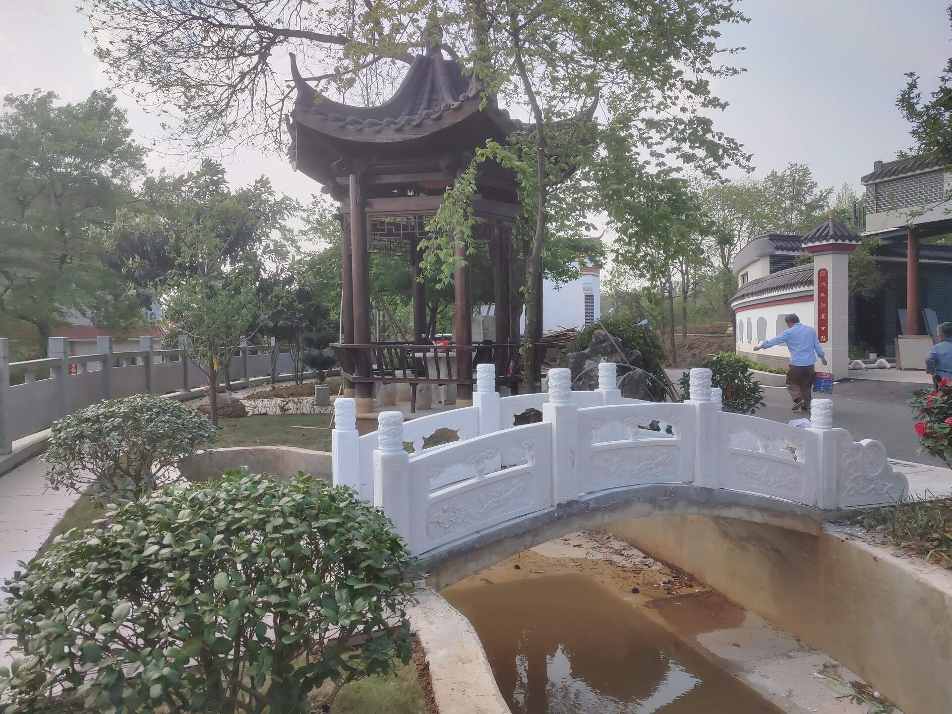 仿古园林汉白玉栏杆 亭台花窗石雕