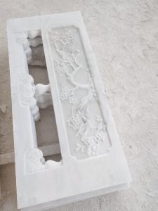 汉白玉栏杆梅花